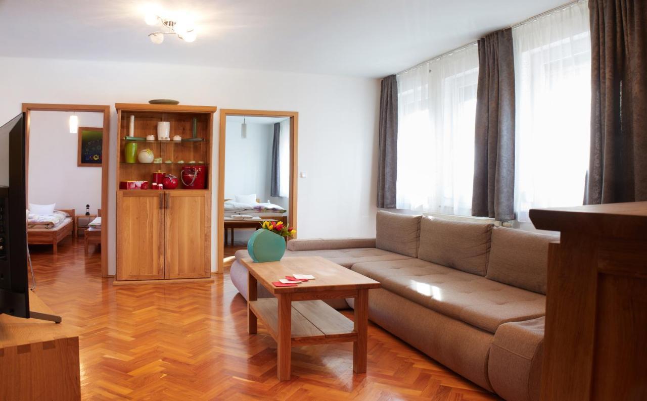 Keramikart-Wohnung Pécs Zewnętrze zdjęcie
